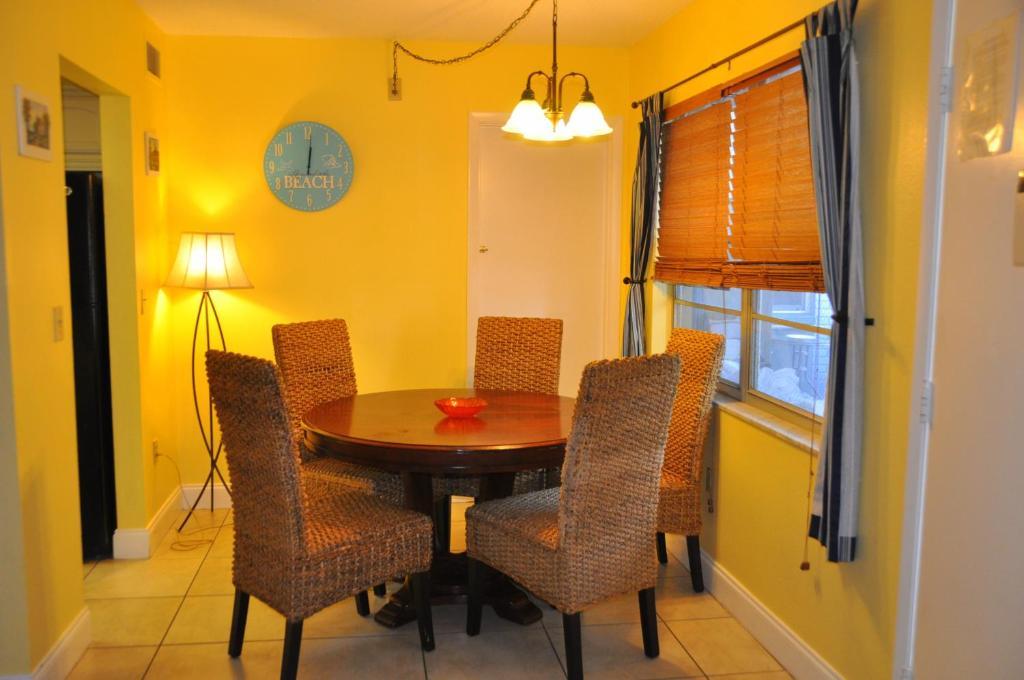 Lido Islander Inn And Suites - Sarasota Lido Key  Εξωτερικό φωτογραφία
